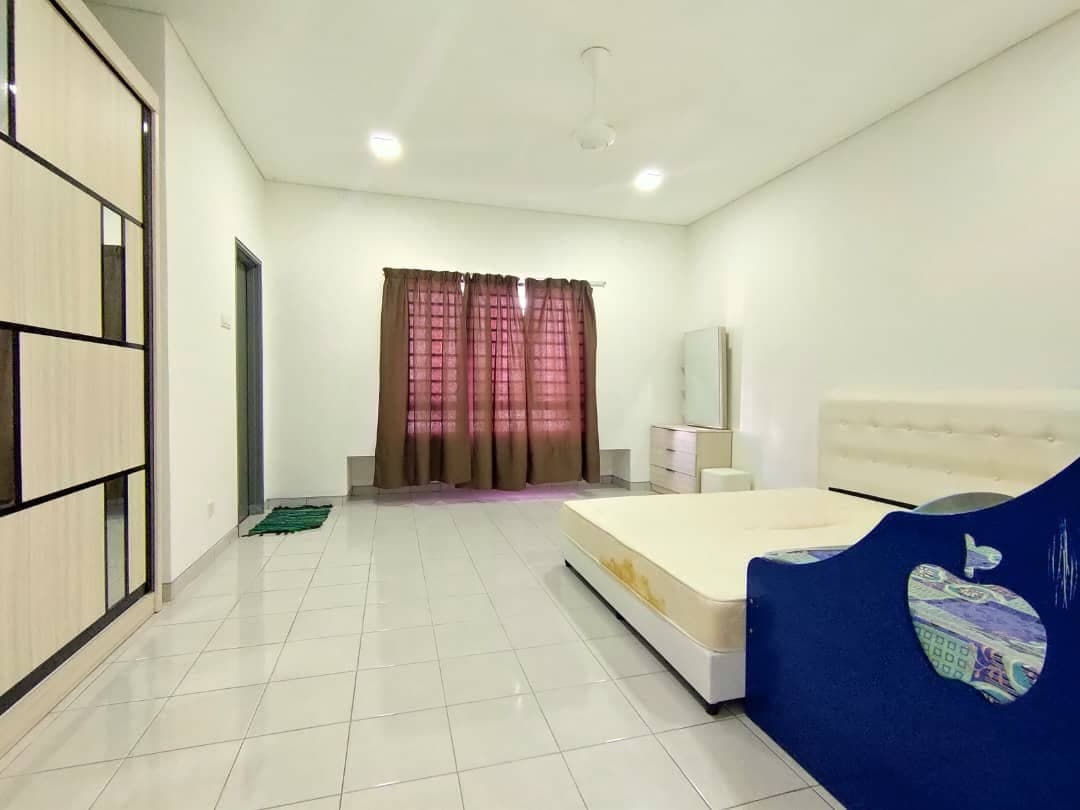RENOVATED 2 Storey Taman Warisan Puteri Seremban - photo 3
