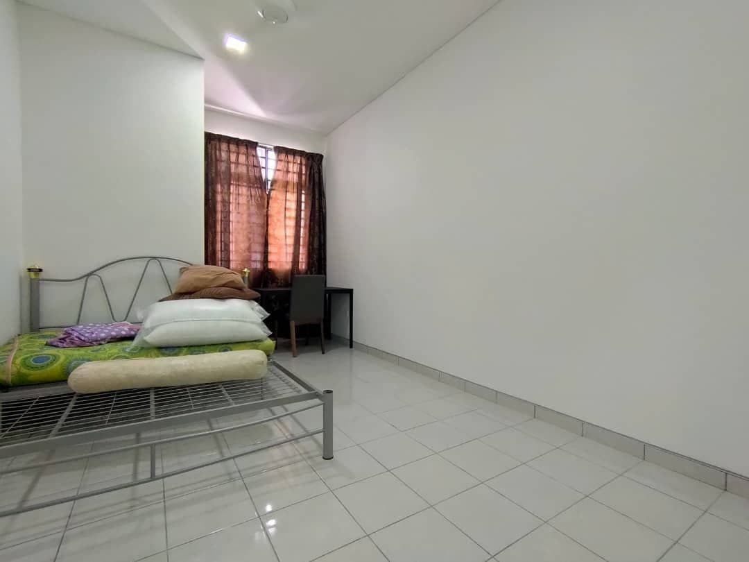 RENOVATED 2 Storey Taman Warisan Puteri Seremban - photo 6