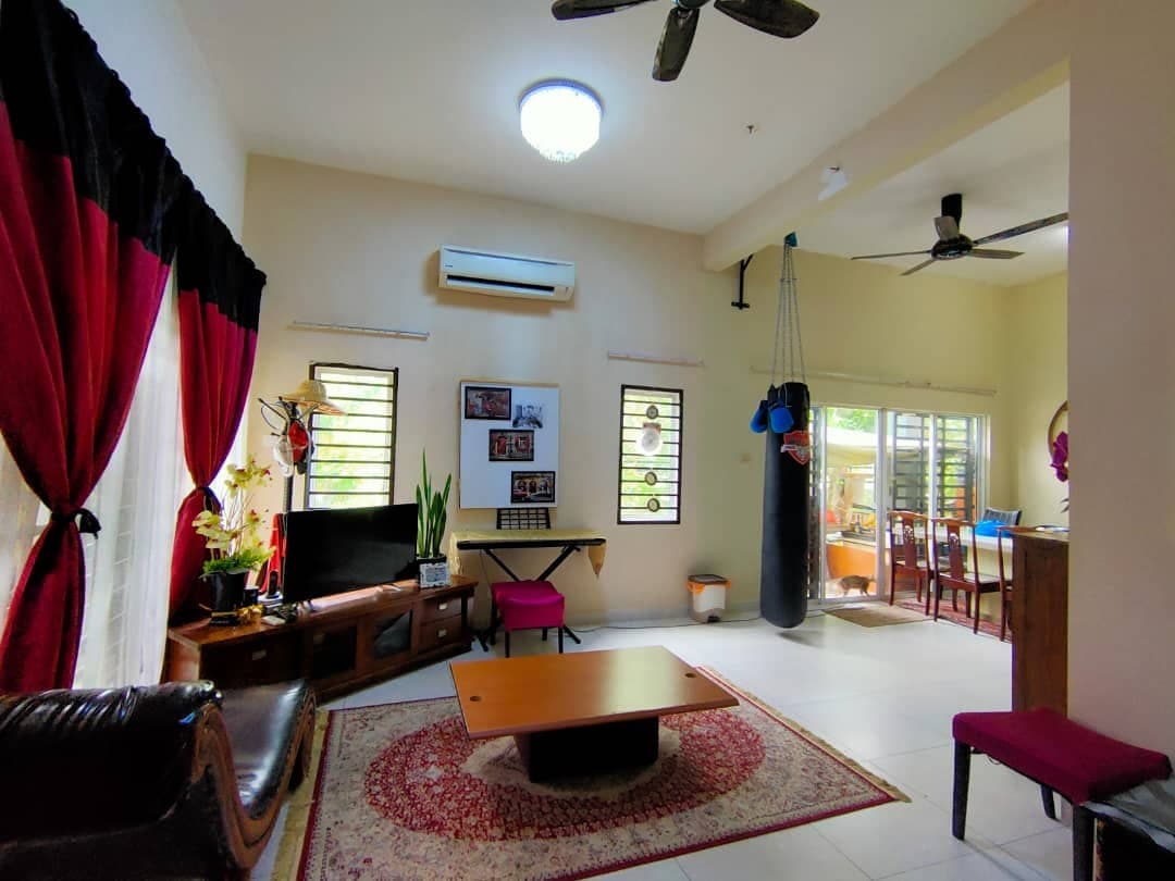 CORNER LOT 2 Storey Taman Desa Seri Vista Sepang - photo 3