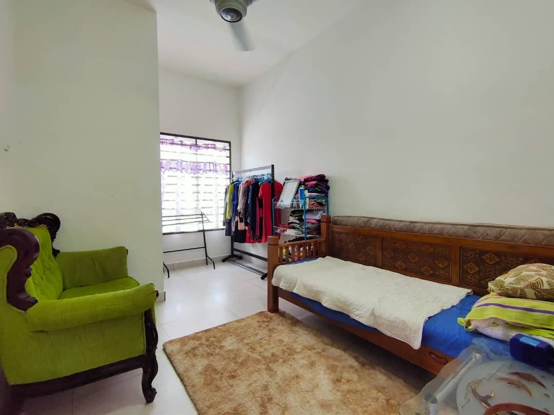 CORNER LOT 2 Storey Taman Desa Seri Vista Sepang - photo 9