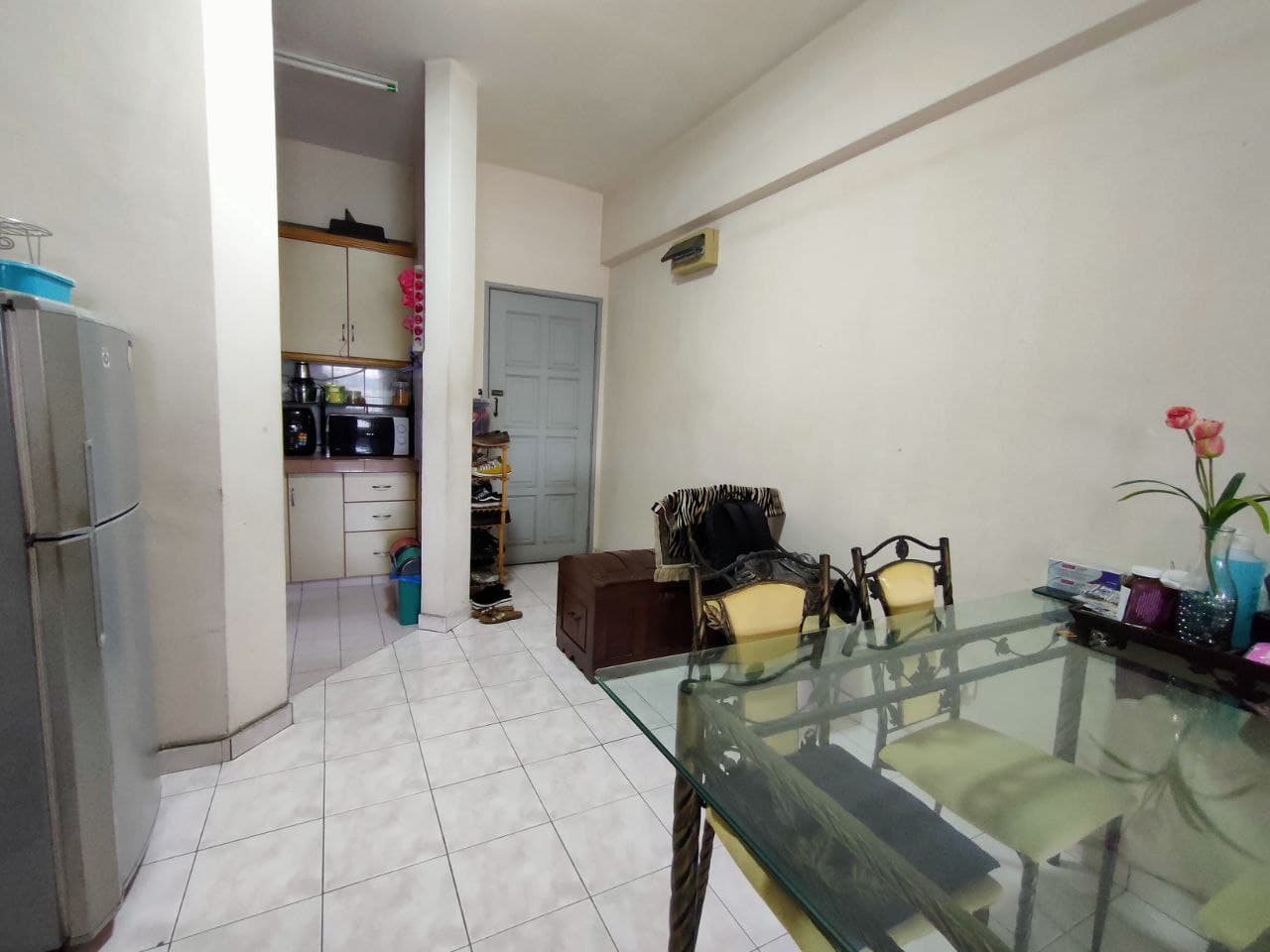 STRATEGIC LOCATION Menara KLH Apartment Puchong - photo 9