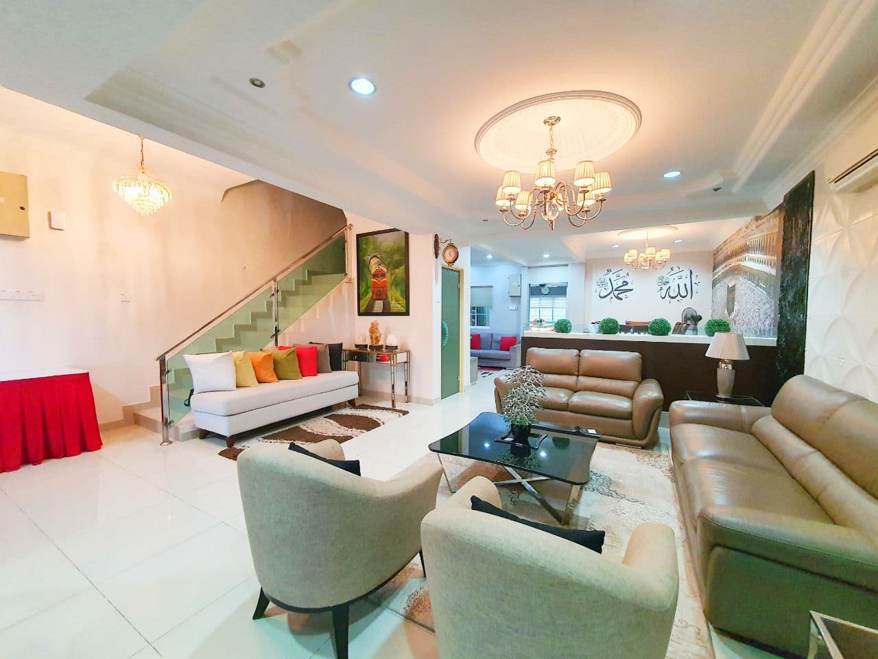 FULLY RENOVATED 2 Storey Pusat Bandar Putra Permai - photo 2