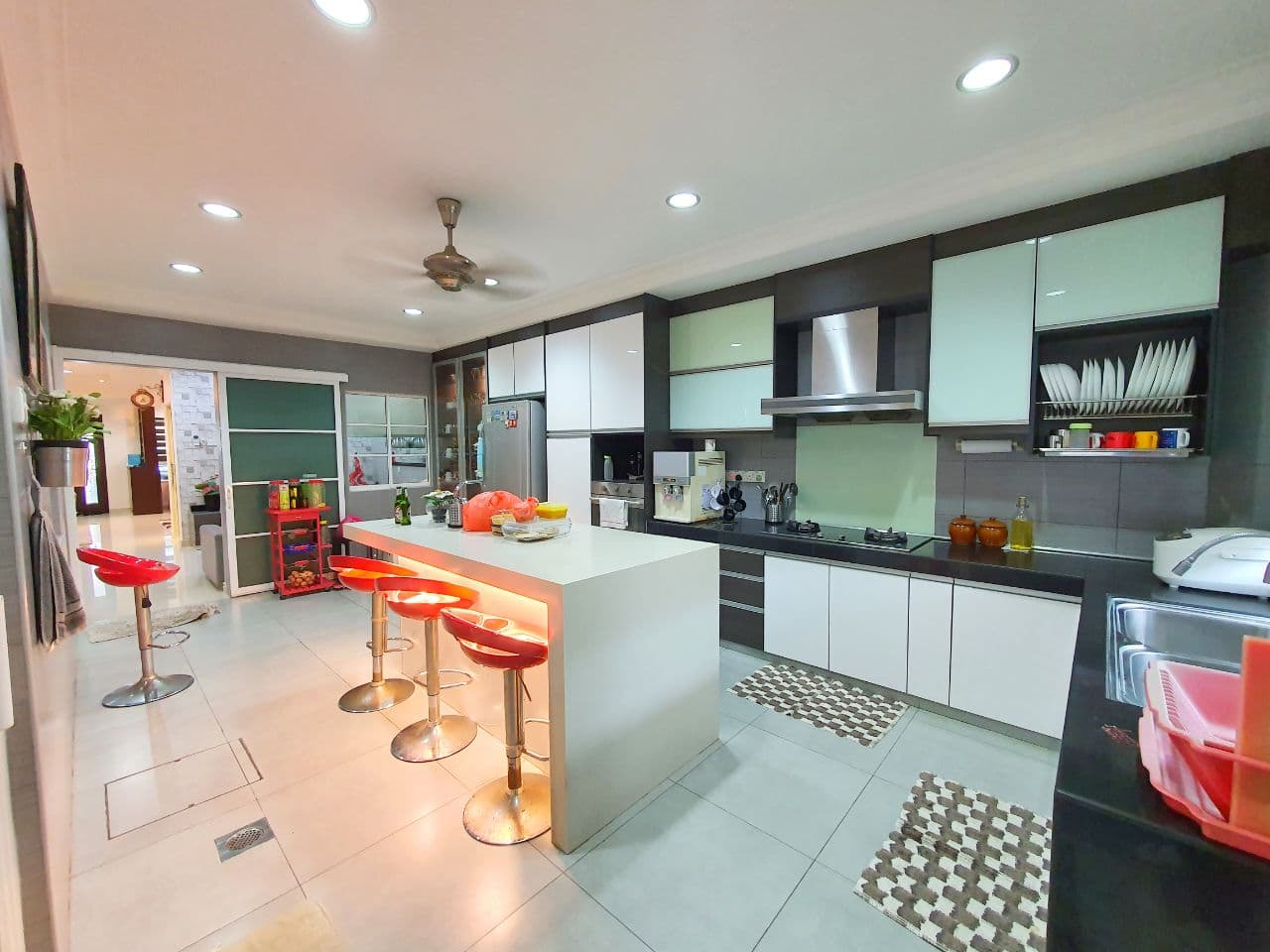 FULLY RENOVATED 2 Storey Pusat Bandar Putra Permai - photo 12