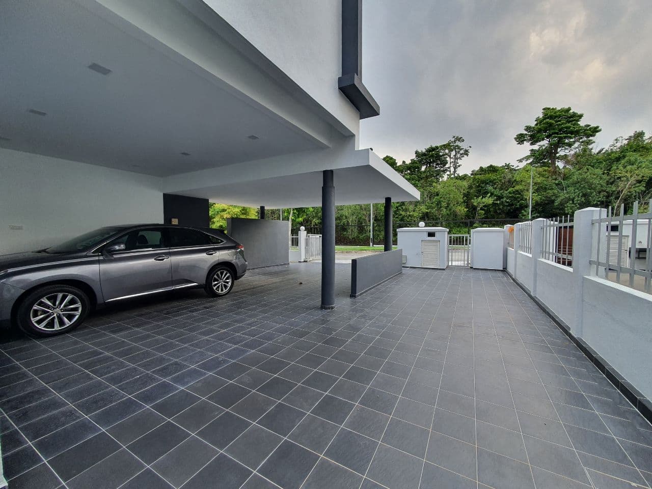 SPACIOUS 2 Storey Amandari Anjung Residensi Kajang - photo 3