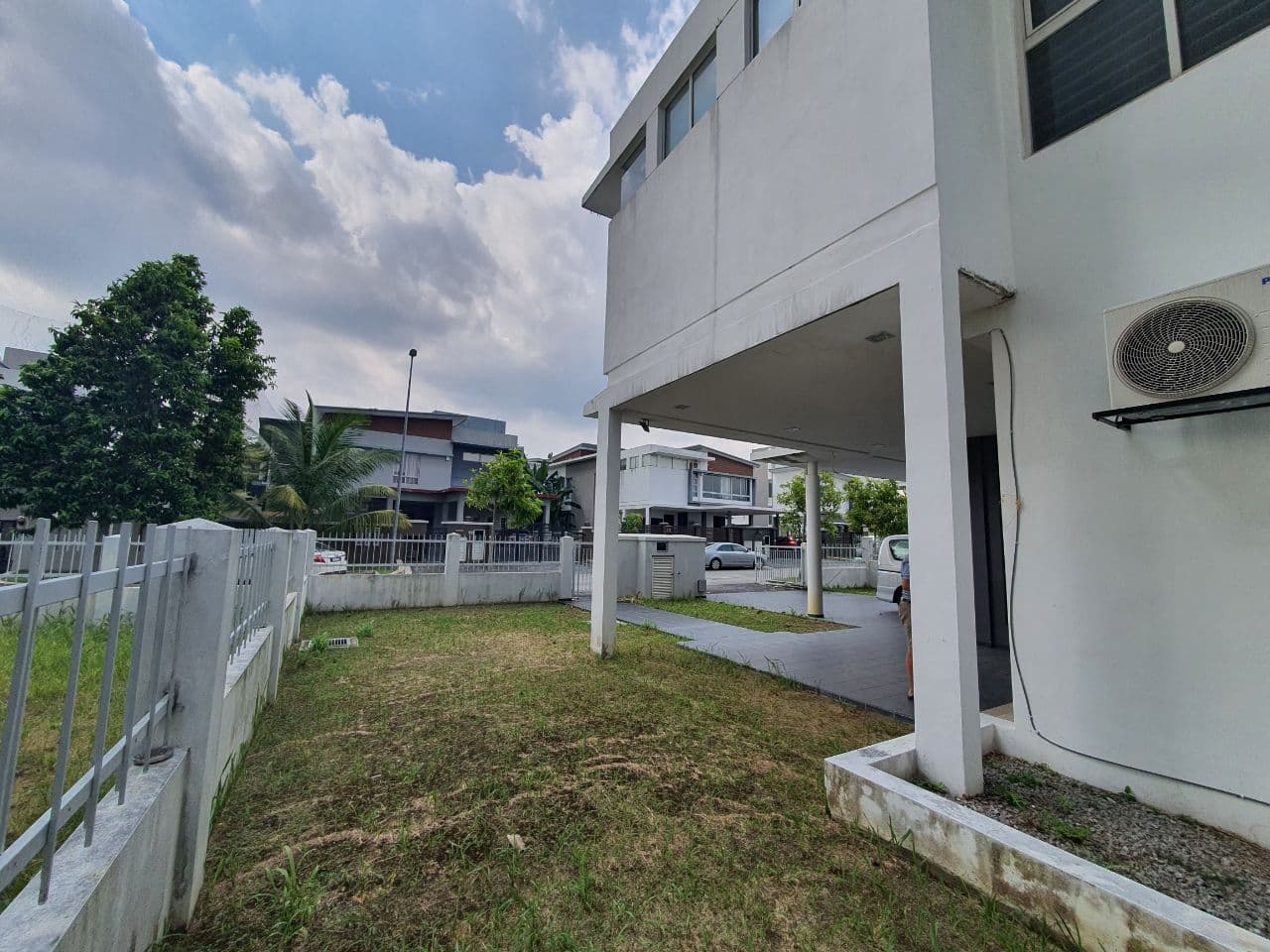 CANTIK 2 Storey Amandari Anjung Residensi Kajang - photo 5