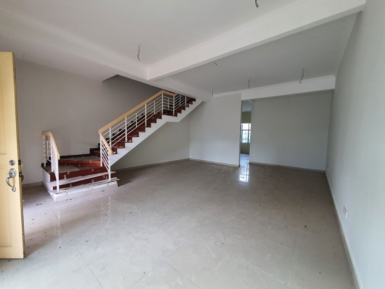 FACING OPEN 2 Storey Puncak Saujana Kajang - photo 10