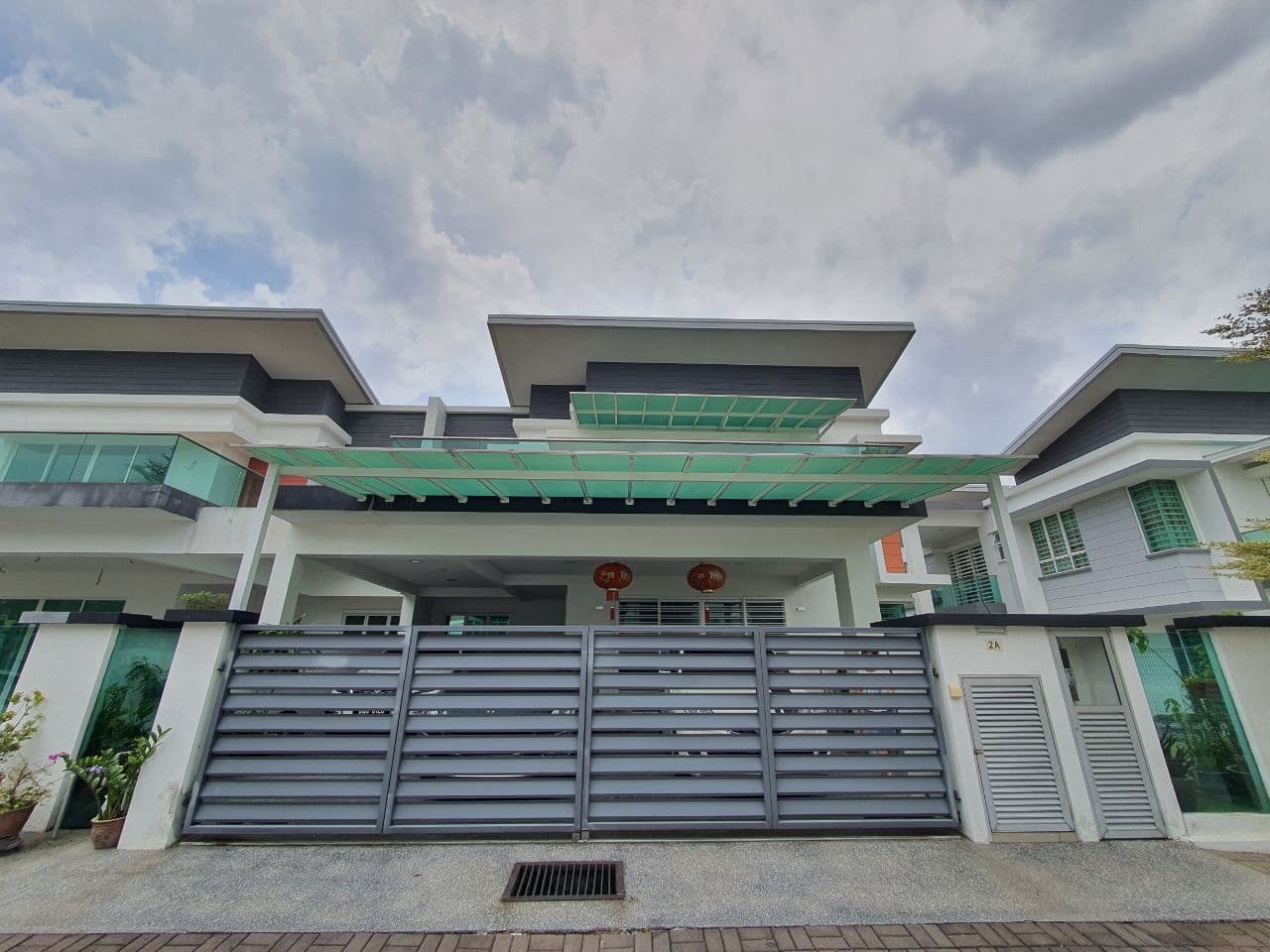 RENOVATED 2 Storey Semi D Villa Perdana Kajang - photo 3