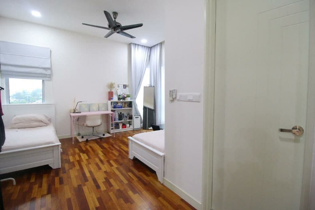 FULLY RENOVATED 3 Storey 1080 Residence Kajang - photo 12