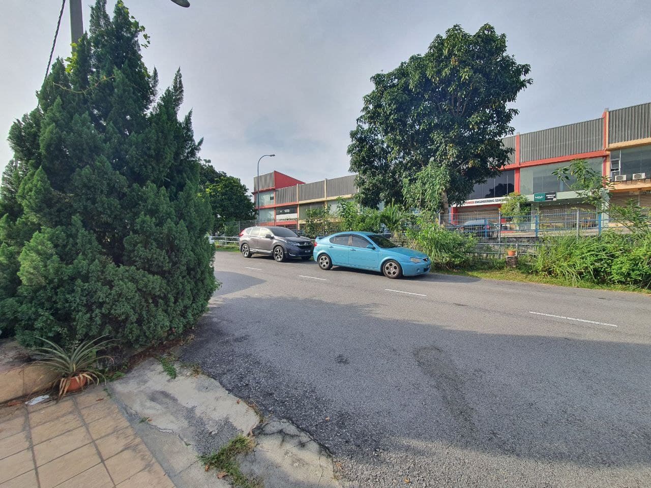 FULLY RENOVATED 2 Storey Kajang Perdana - photo 2