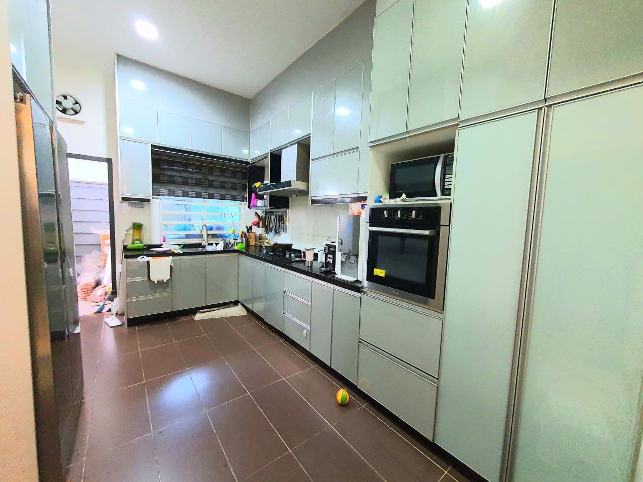 FULLY RENOVATED 2 Storey SP3 Bandar Saujana Putra - photo 2
