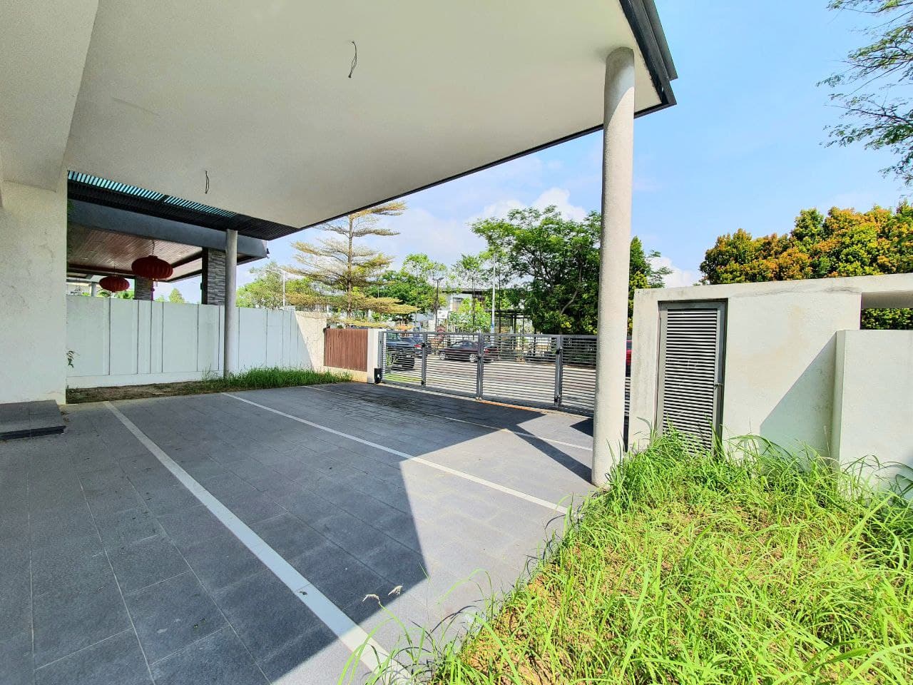 SPACIOUS 2 Storey Semi D Temasya Anggun Glenmarie - photo 4