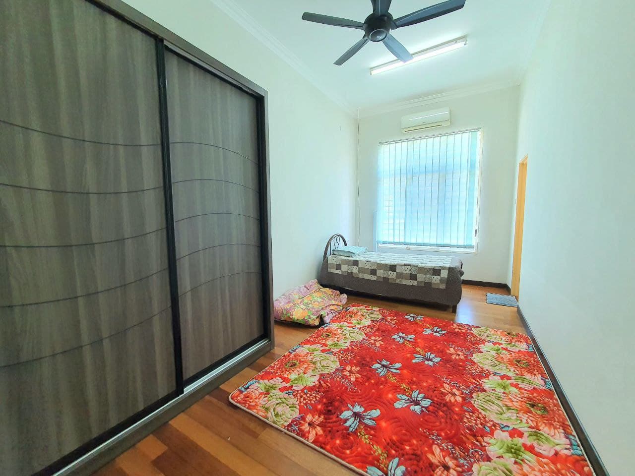 CORNER UNIT 2 Storey Puncak Saujana Kajang - photo 10