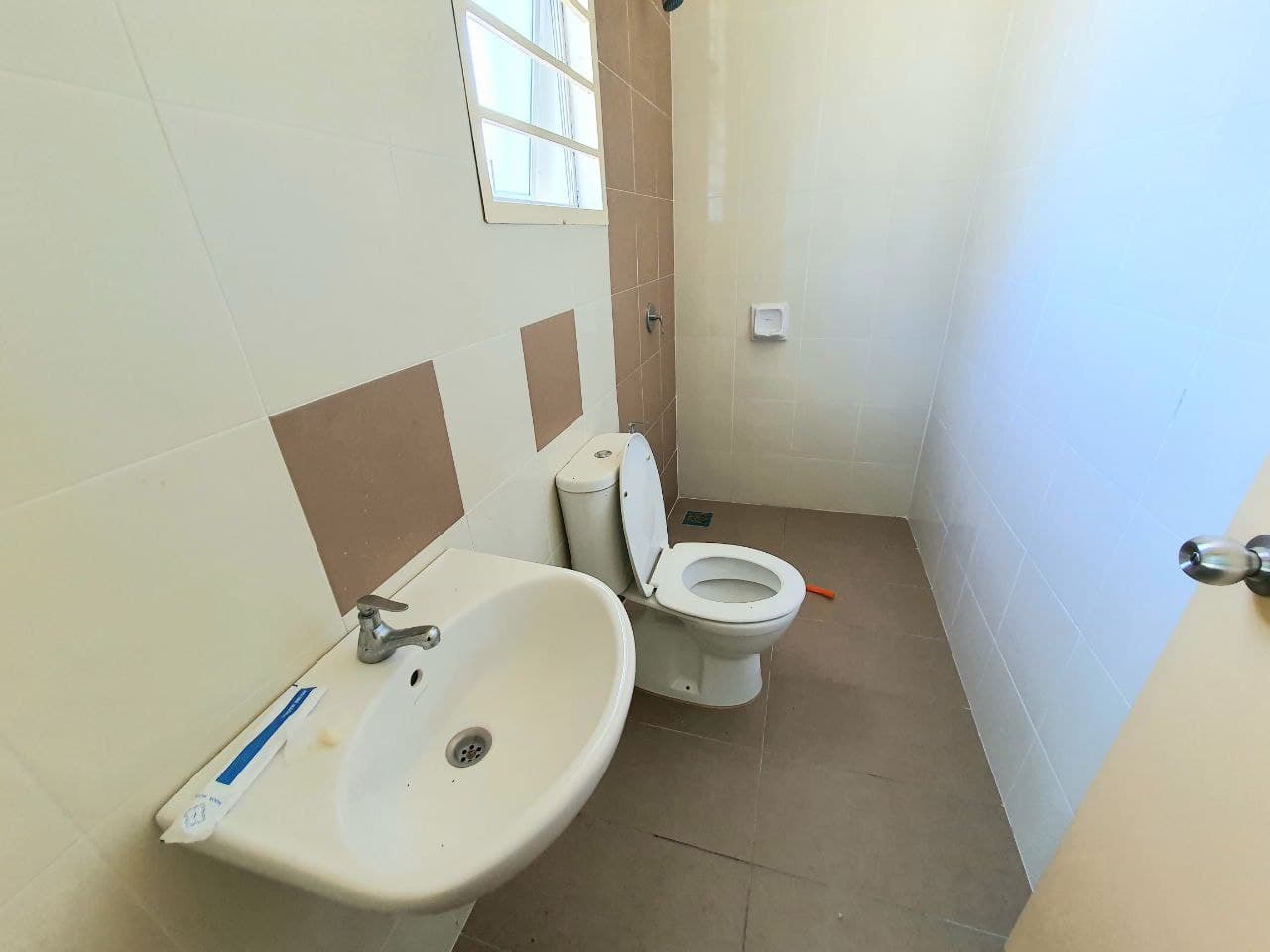 CORNER UNIT 2 Storey Puncak Saujana Kajang - photo 12