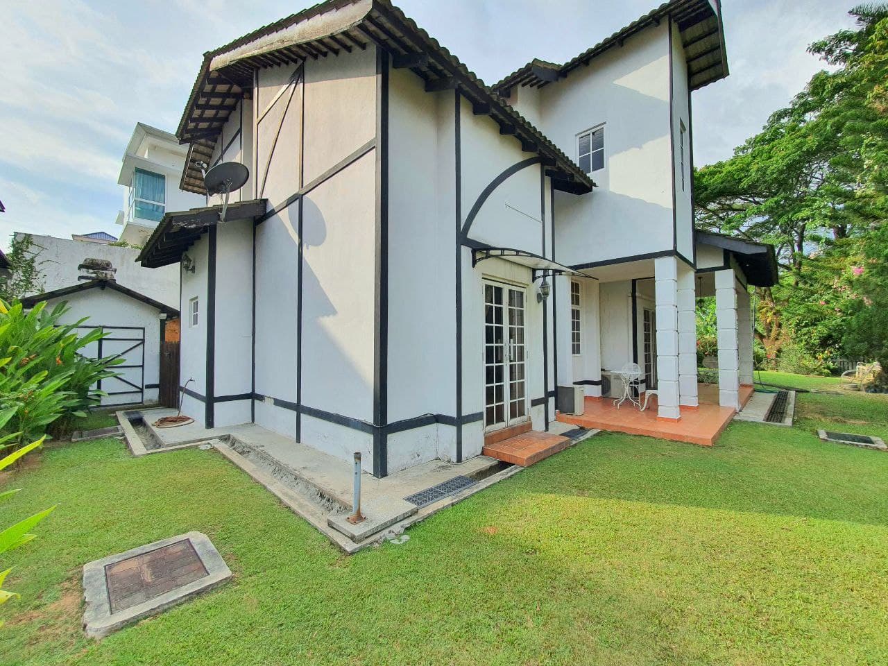 ENGLISH STYLE 2 Storey Saujana Impian Kajang - photo 2