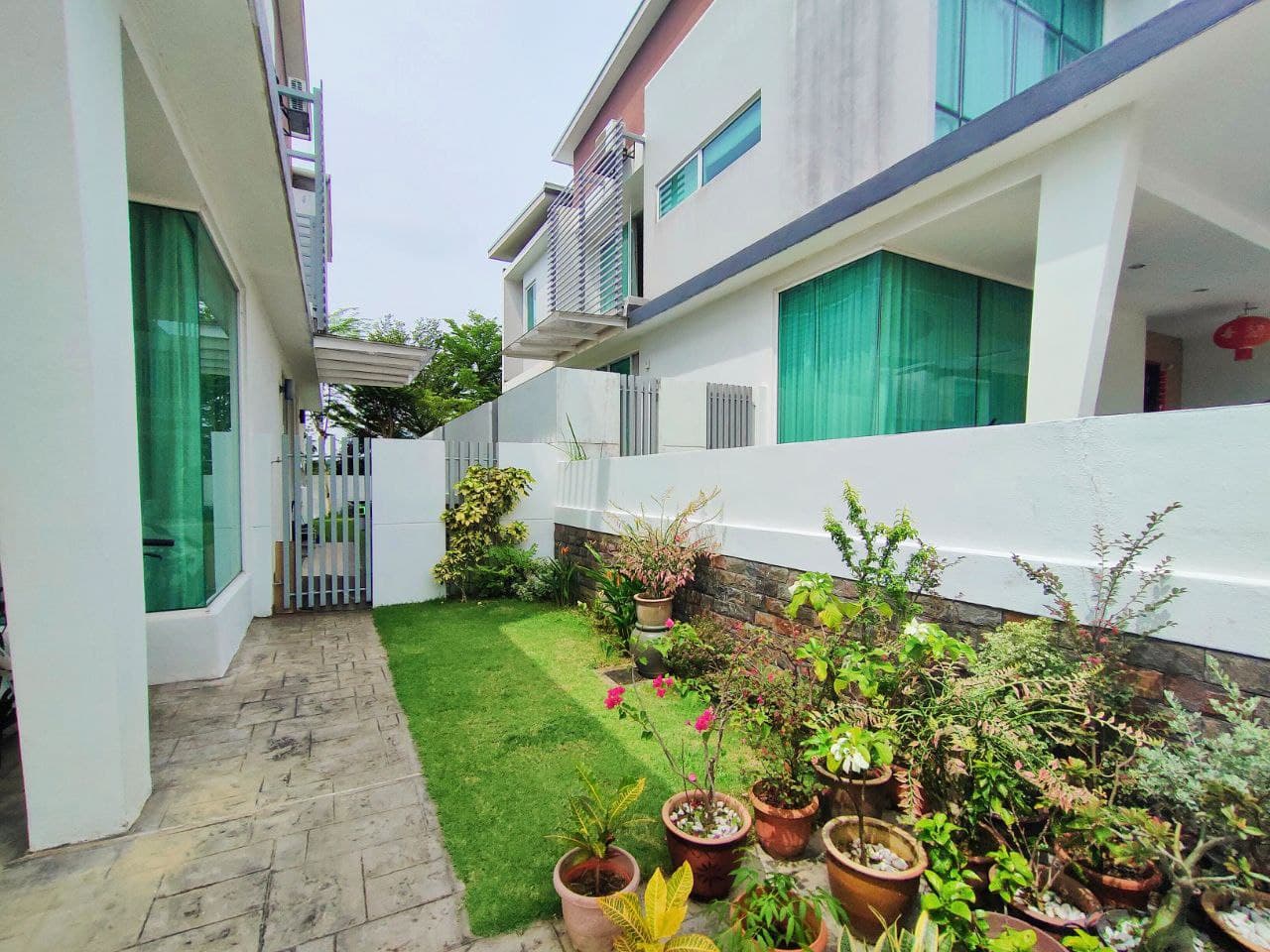 CANTIK 2 Storey Semi D Evergreen Garden Cyberjaya - photo 2