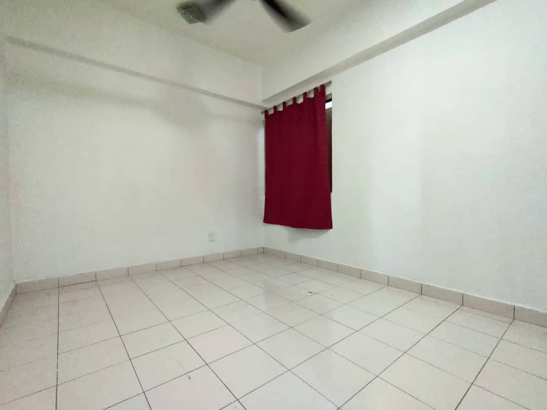 STRATEGIC LOCATION Apartment Sering Casuarina - photo 5
