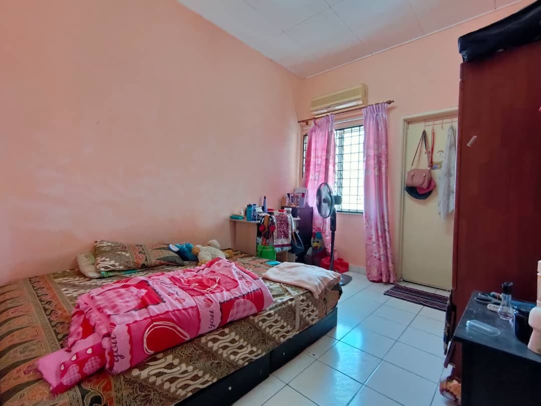 RUMAH CANTIK 2 Storey Taman Pelangi Semenyih - photo 7