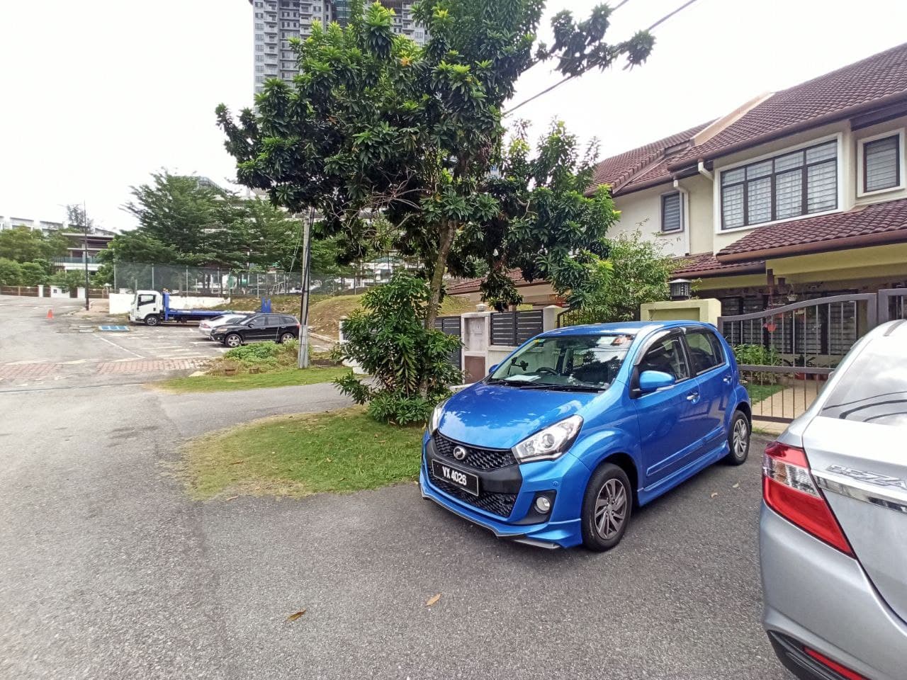 FULLY EXTENDED 2 Storey Taman Puchong Hartamas - photo 2
