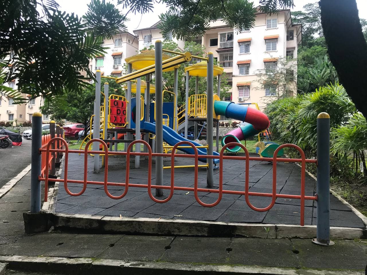 RENOVATED Indah Condominium Prima Damansara - photo 2