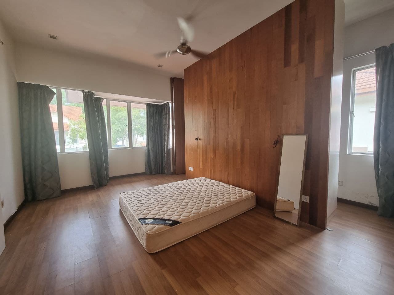 GATED 2 Storey Semi D Anggun 1 Kota Emerald Rawang - photo 11