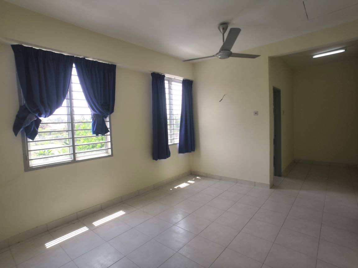 HUGE LAND 2 Storey Seri Bangi Seksyen 8 Bangi - photo 6