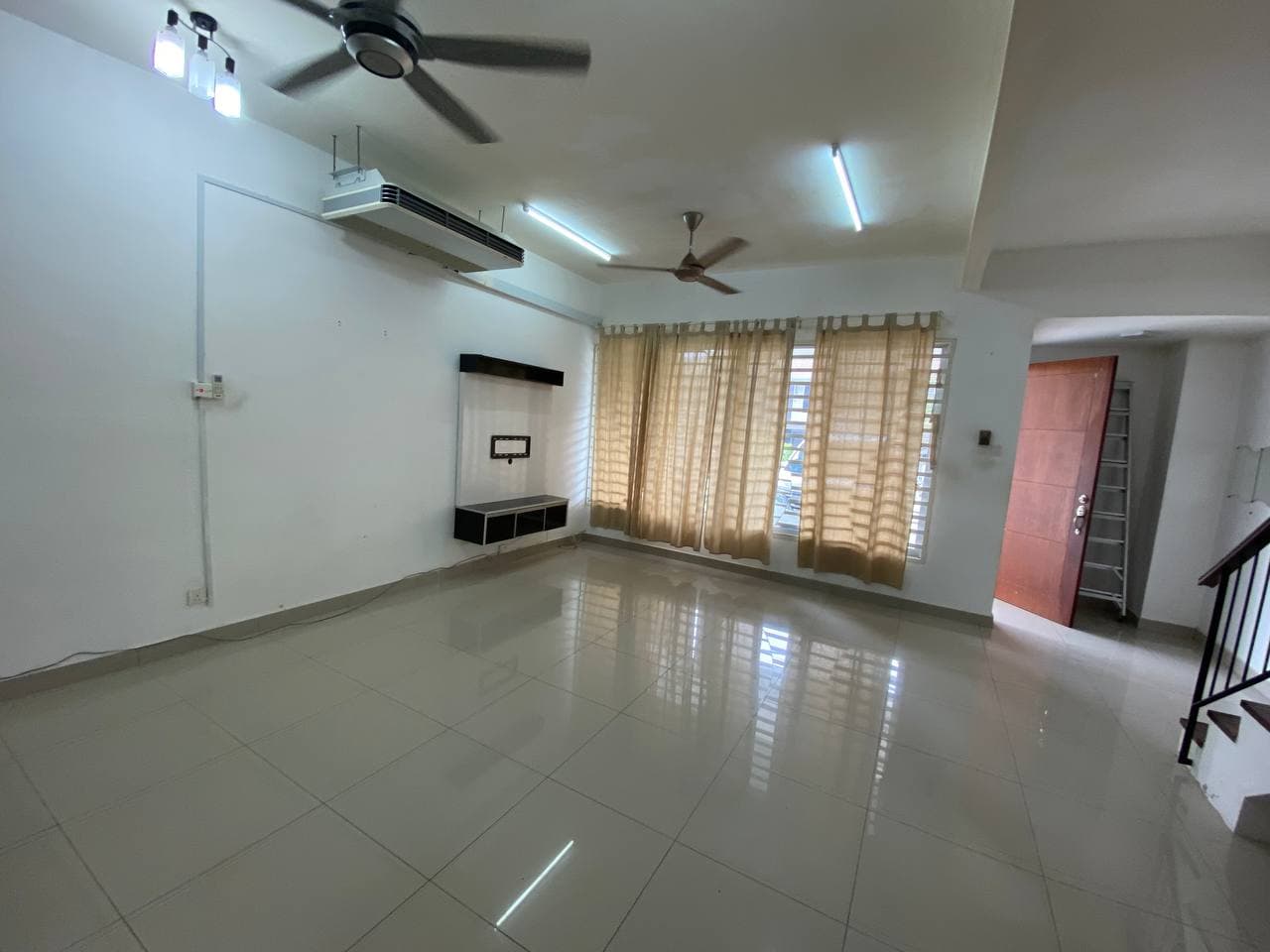 FACING SOUTH 2 Storey Semenyih Parklands - photo 3