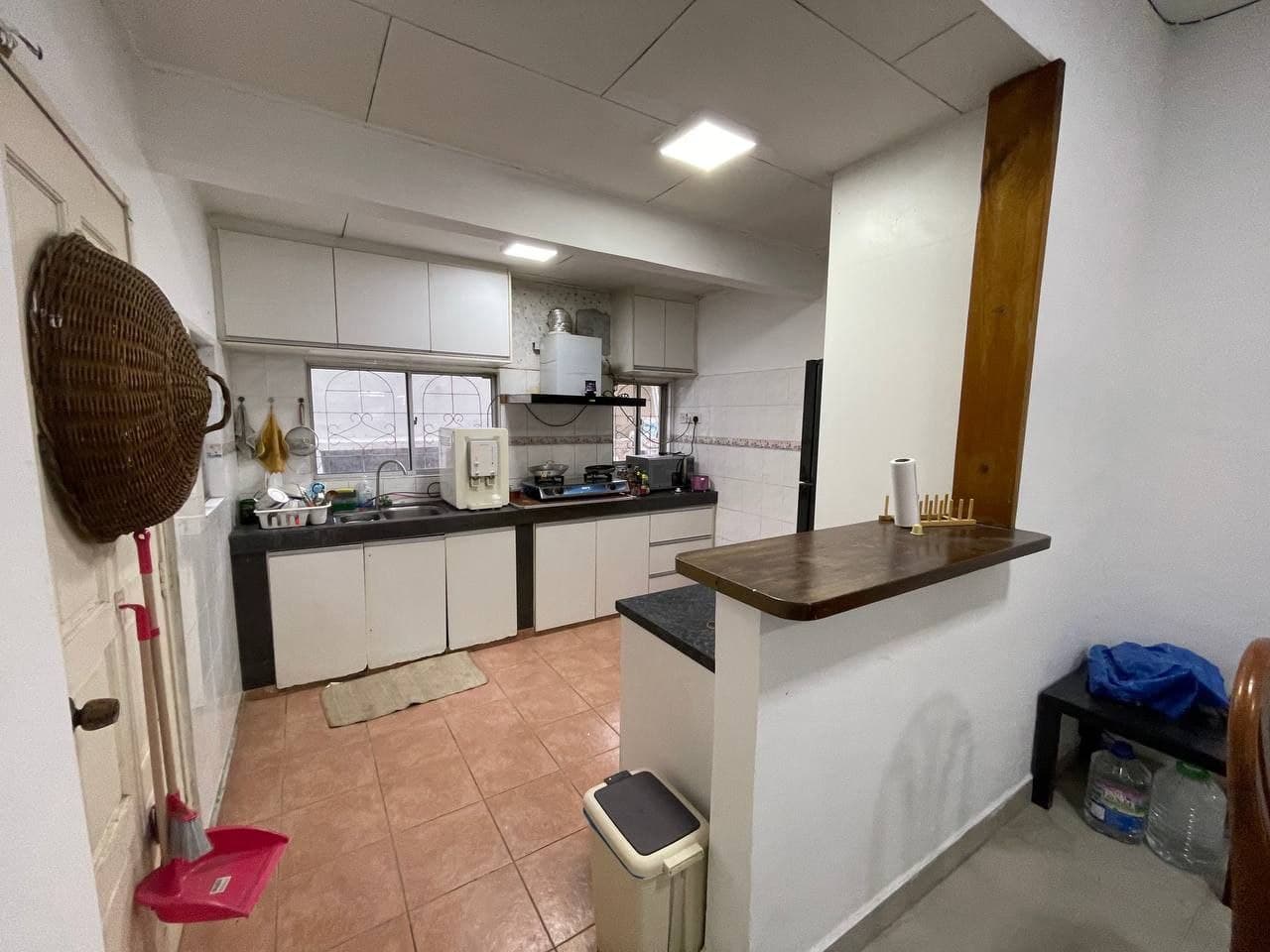 RENOVATED 2 Storey USJ 20 Subang Jaya Selangor - photo 2