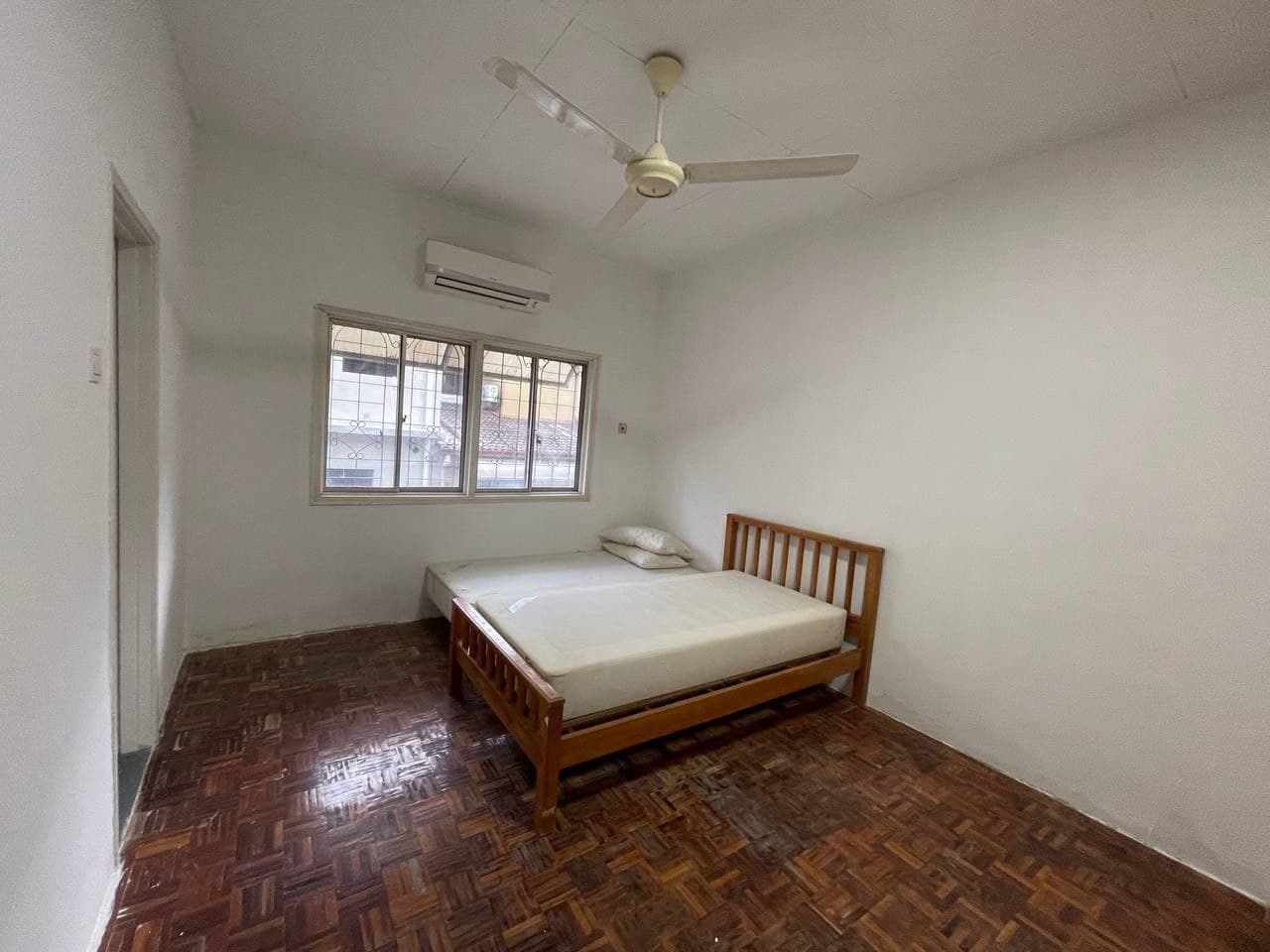 RENOVATED 2 Storey USJ 20 Subang Jaya Selangor - photo 7