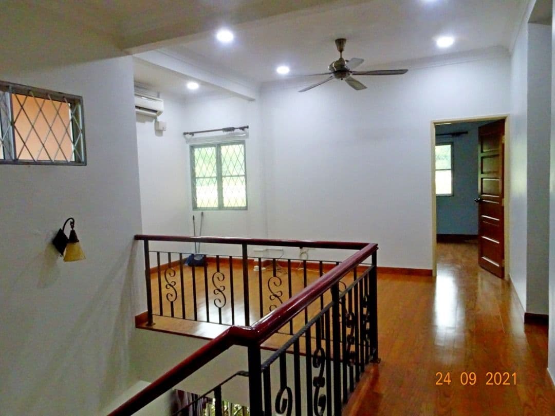 RENOVATED 2 Storey Country Resort Sungai Buloh - photo 9