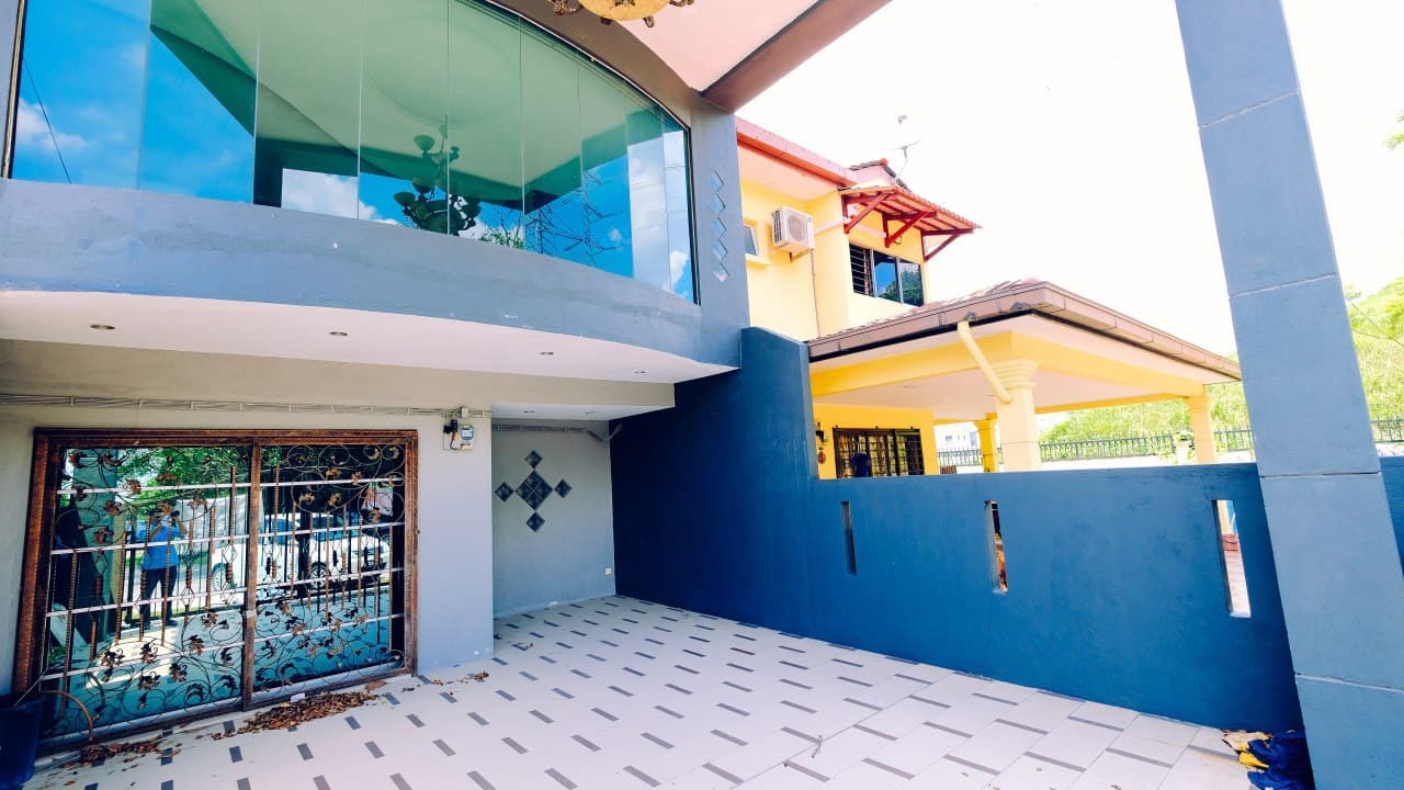 FULLY RENOVATED 2 Storey PUJ 2 Seri Kembangan - photo 3