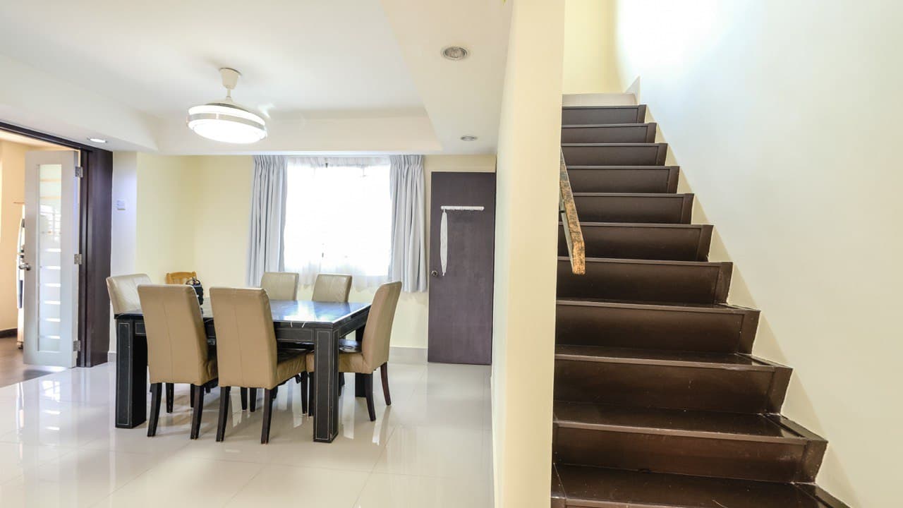 CANTIK 2 Storey Taman Bukit Serdang Seri Kembangan - photo 12