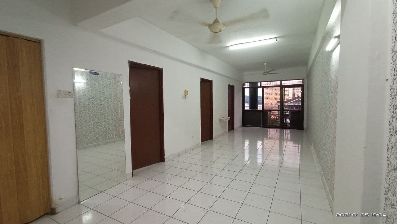 GATED Apartment Mutiara Serdang Seri Kembangan - photo 2