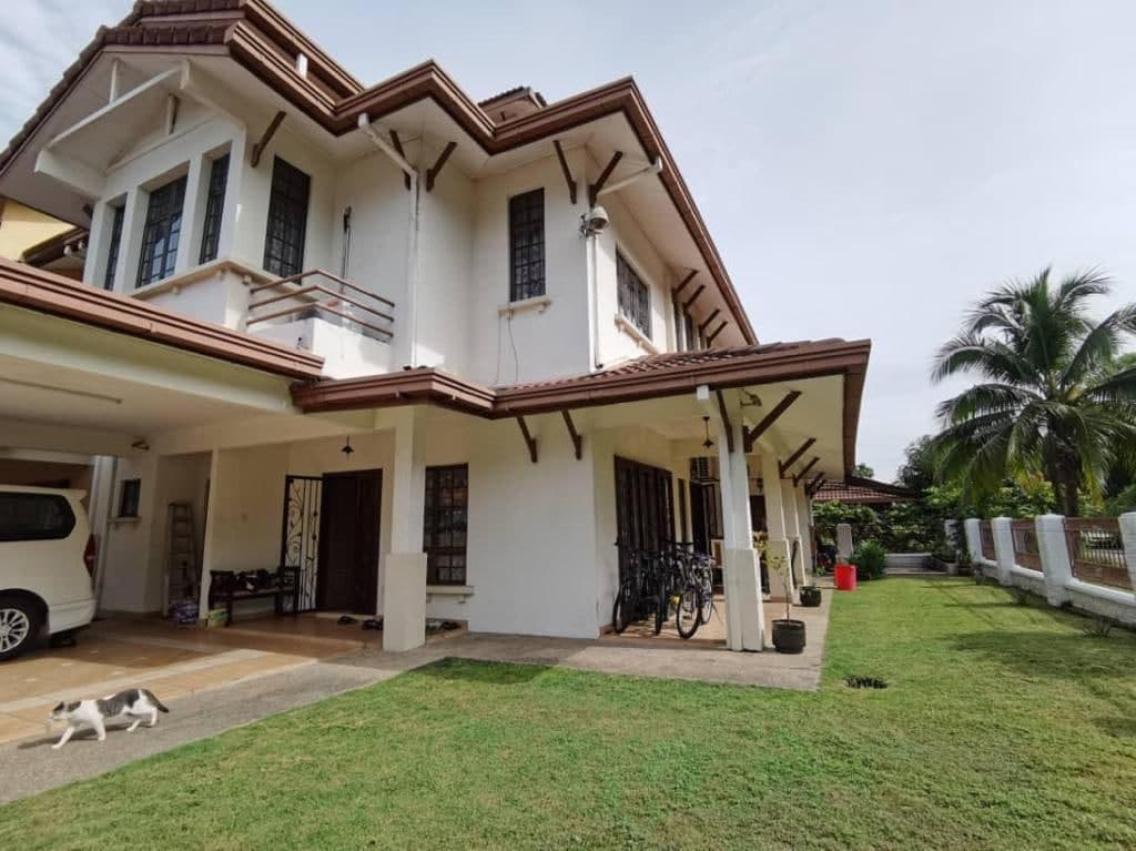RENOVATED 2 Storey Bukit Jelutong Selangor - photo 2