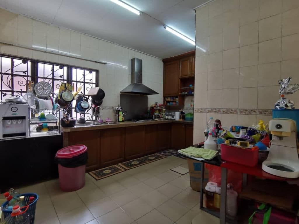 RENOVATED 2 Storey Bukit Jelutong Selangor - photo 6