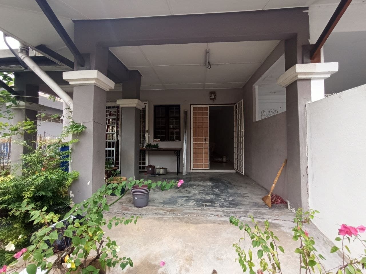 END LOT 2 Storey Bandar Nusaputra Precint 1 Puchon - photo 3