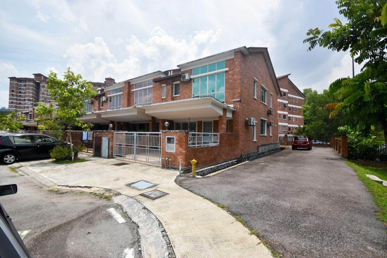 RENOVATED 2 Storey Suria Resindence Sungai Long - photo 3