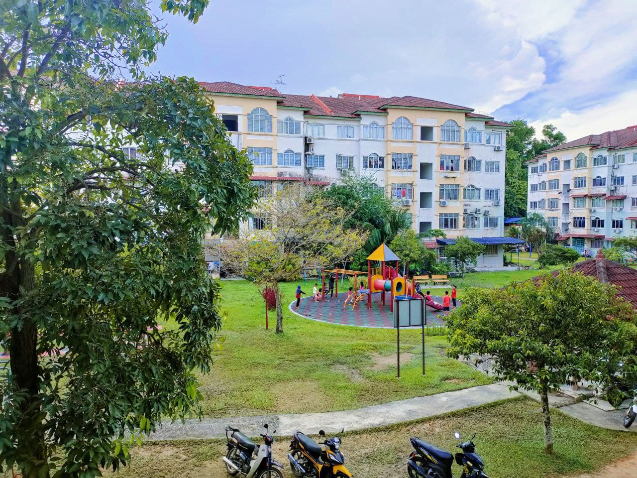 GATED Pangsapuri Waja Taman Tun Perak Cheras - photo 2