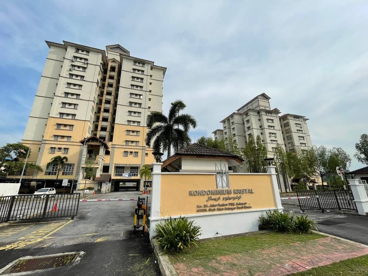 RUMAH CANTIKondominium Kristal Seksyen 7 Shah Alam - photo 2