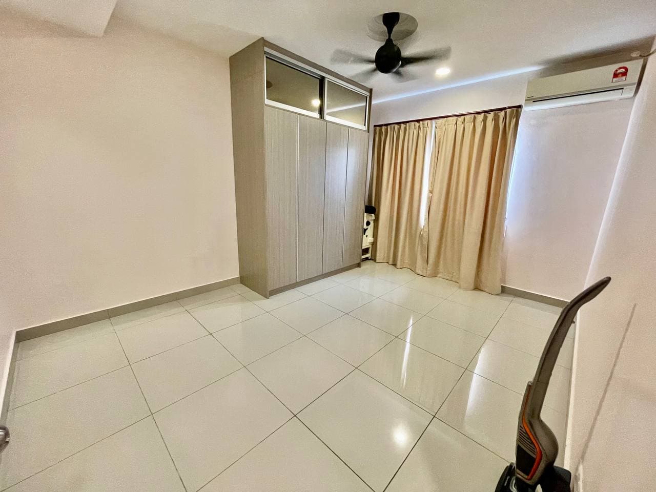 RENOVATED Imperial Residence Taman Sri Aman Cheras - photo 4
