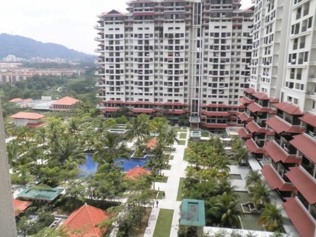 GATED GUARDED Armanee Condominium Damansara Damai - photo 2