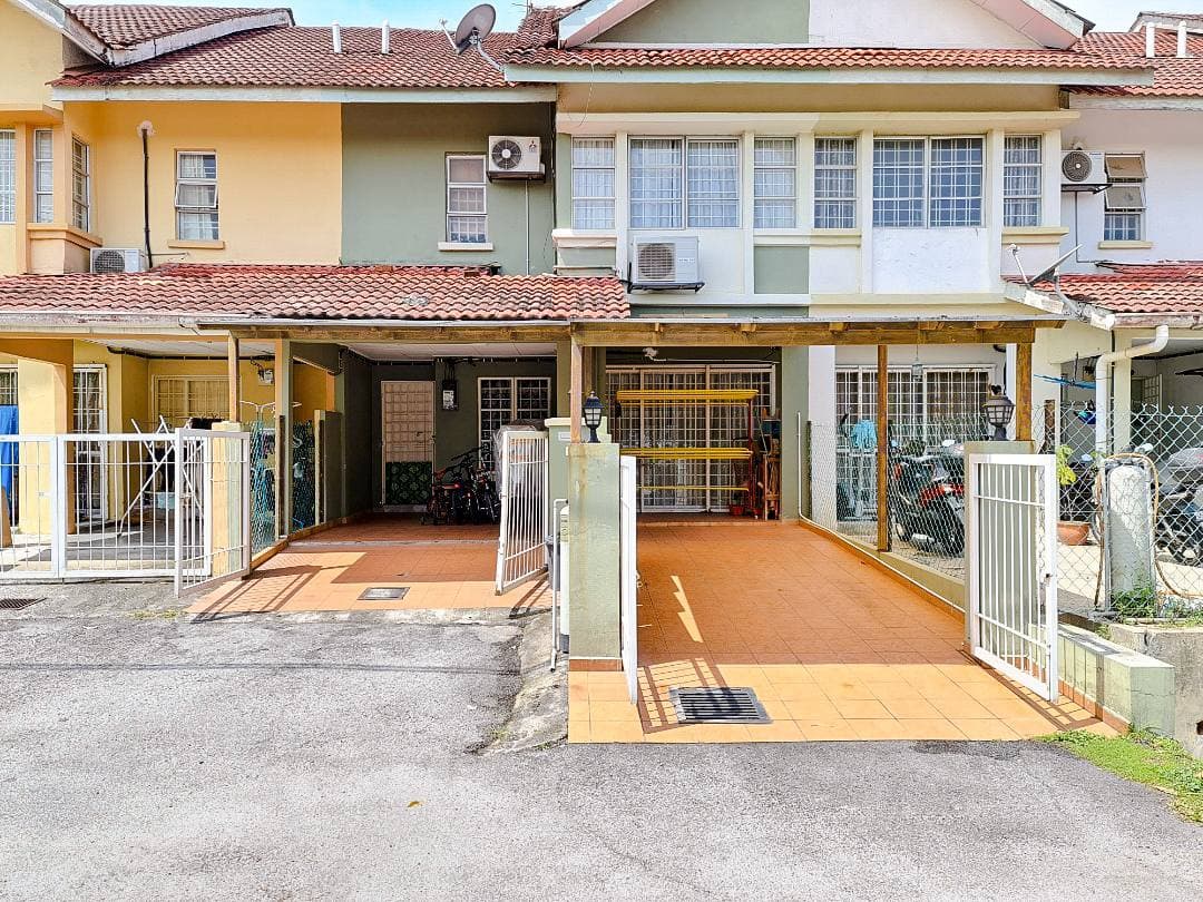 FACING OPEN 2 Storey Seksyen 15 Bandar Baru Bangi - photo 2