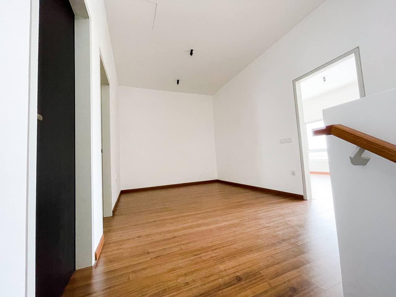 FACING OPEN 2 Storey Sarenia City Sepang - photo 8
