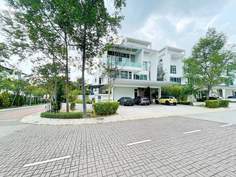 BEAUTIFUL 3 Half Storey Aspen Garden Cyberjaya - photo 2
