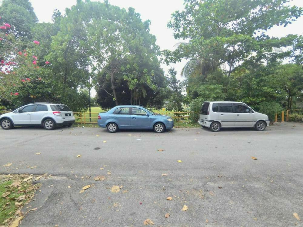 CORNER LOT 2 Storey Taman Nirwana Ampang - photo 4