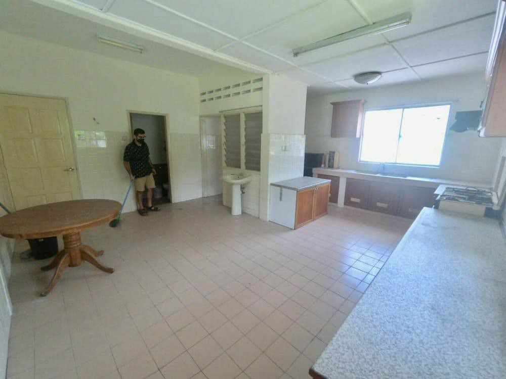 CORNER LOT 2 Storey Taman Nirwana Ampang - photo 9