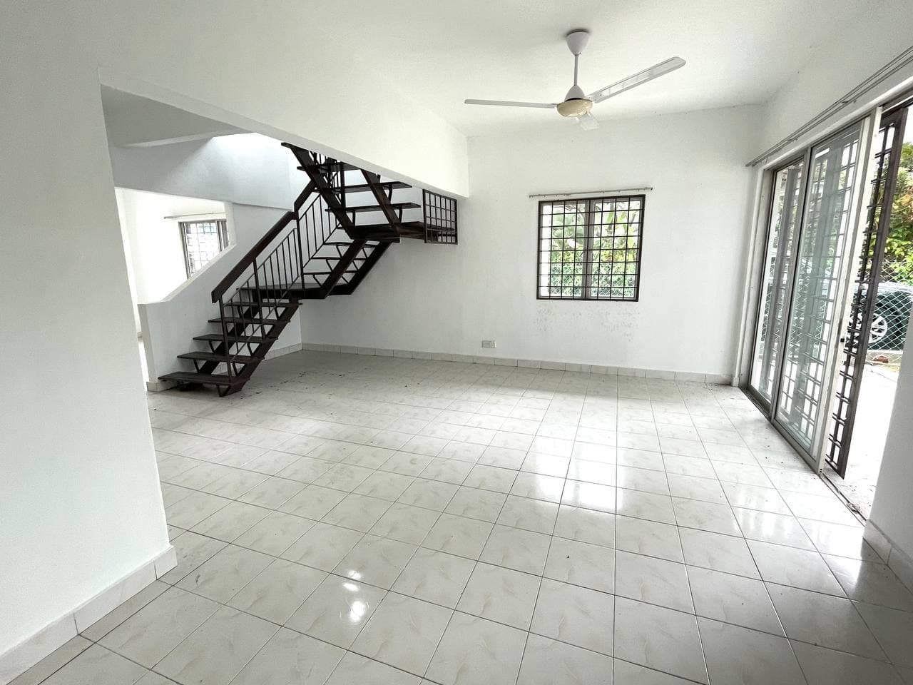 END LOT WITH LAND 2 Storey Seksyen 8 Bangi - photo 5