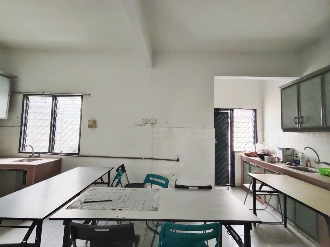 RENOVATED 2 Storey Kajang Ria Kajang - photo 4