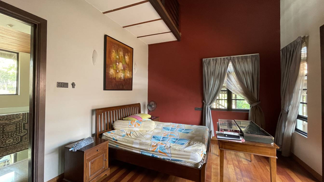 CORNER LOT 2 Storey Bungalow Seksyen 7 Shah Alam - photo 11