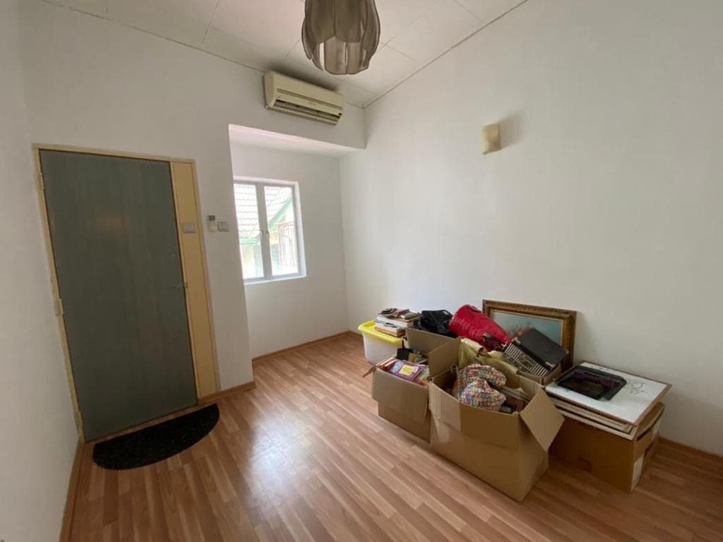 RUMAH CANTIK 2 Storey Taman Bukit Setiawangsa - photo 8