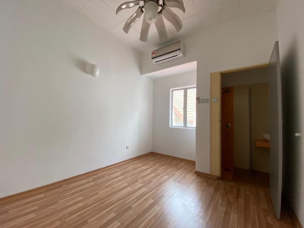 RUMAH CANTIK 2 Storey Taman Bukit Setiawangsa - photo 11